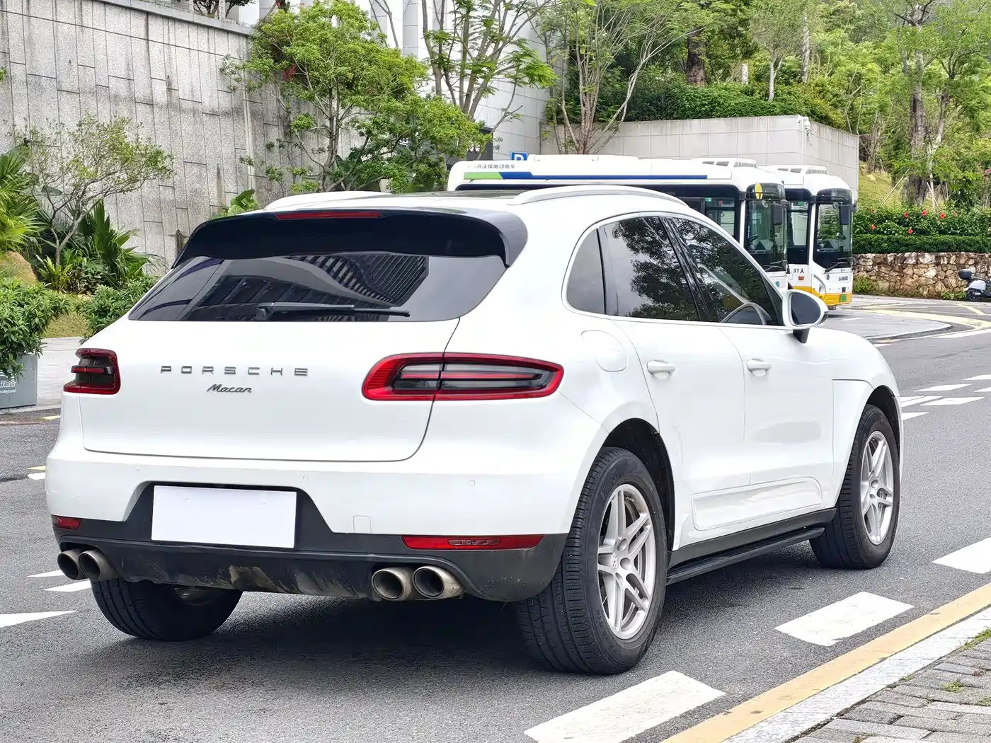 Porsche Macan 2017 Macan 2.0T фото 6