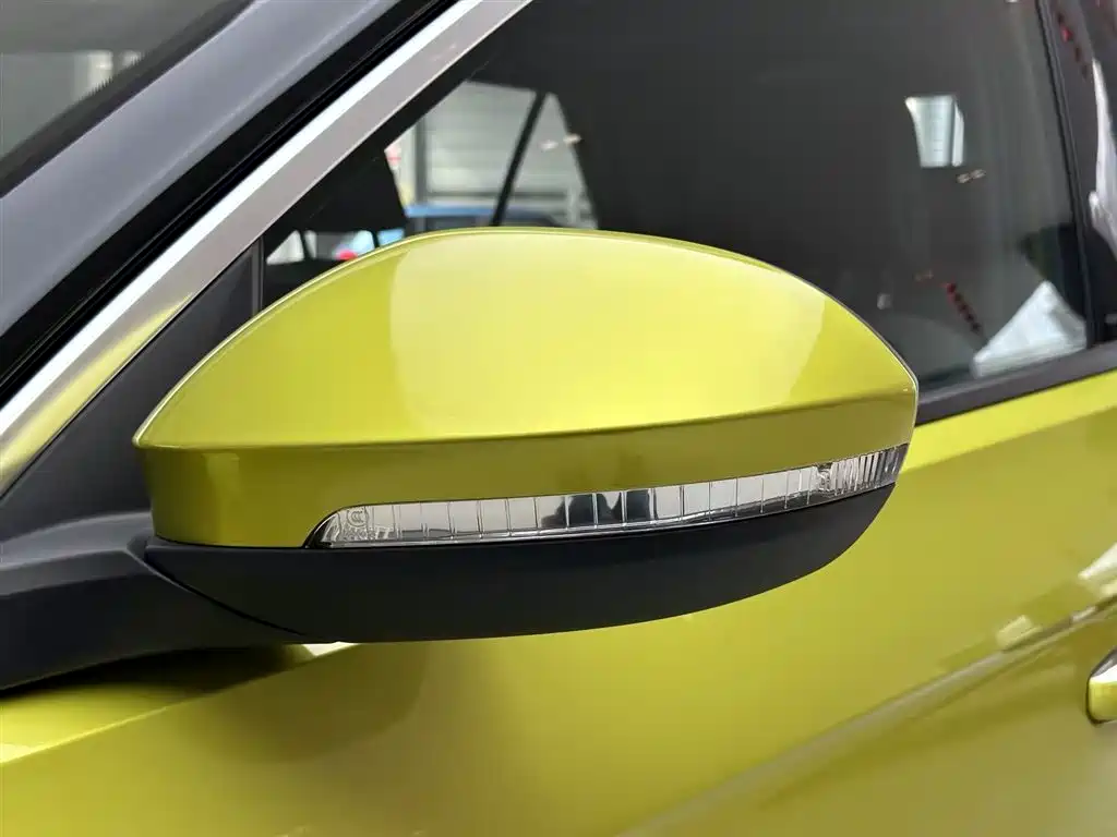 Volkswagen T-ROC 2023 300TSI DSG 2WD Starlight Edition фото 14