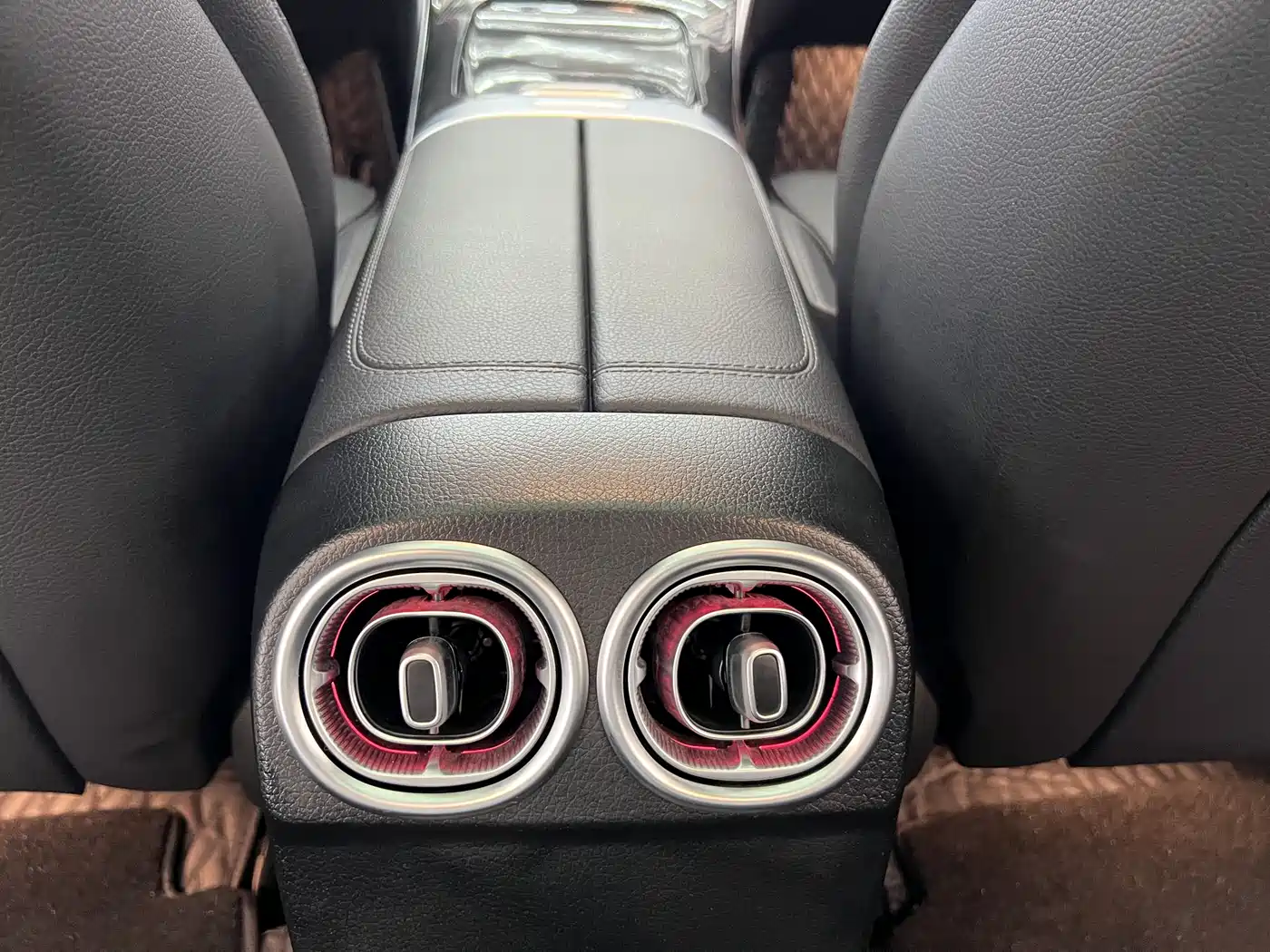 Mercedes-Benz C-Class 2023 C 260 L Sport фото 17