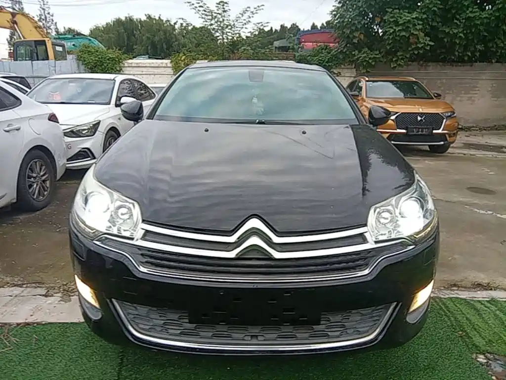 Фото 3 - Citroën C5