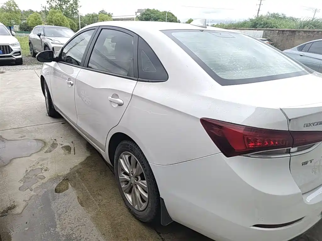 Buick Excelle 2019 15T DCT Connected Elite Type China VI фото 5
