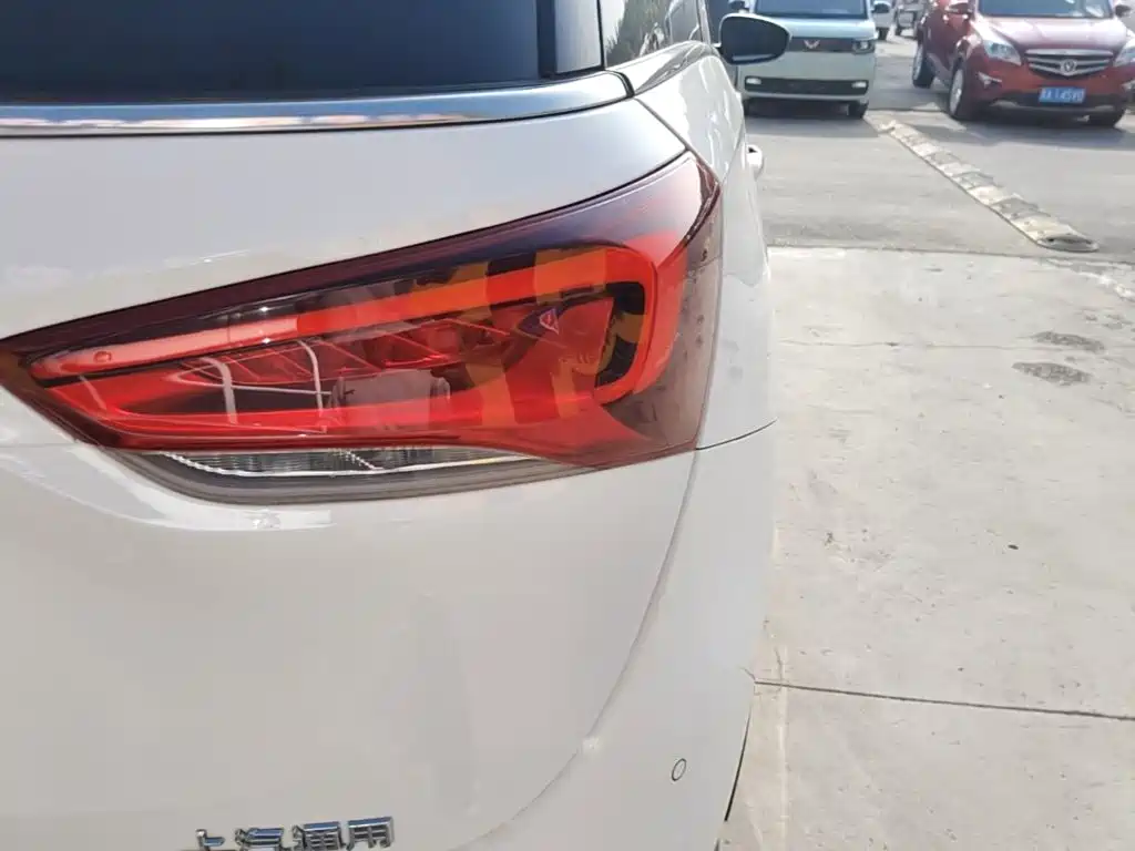 Buick GL6 2018 2018 18T 6-Seater Luxury