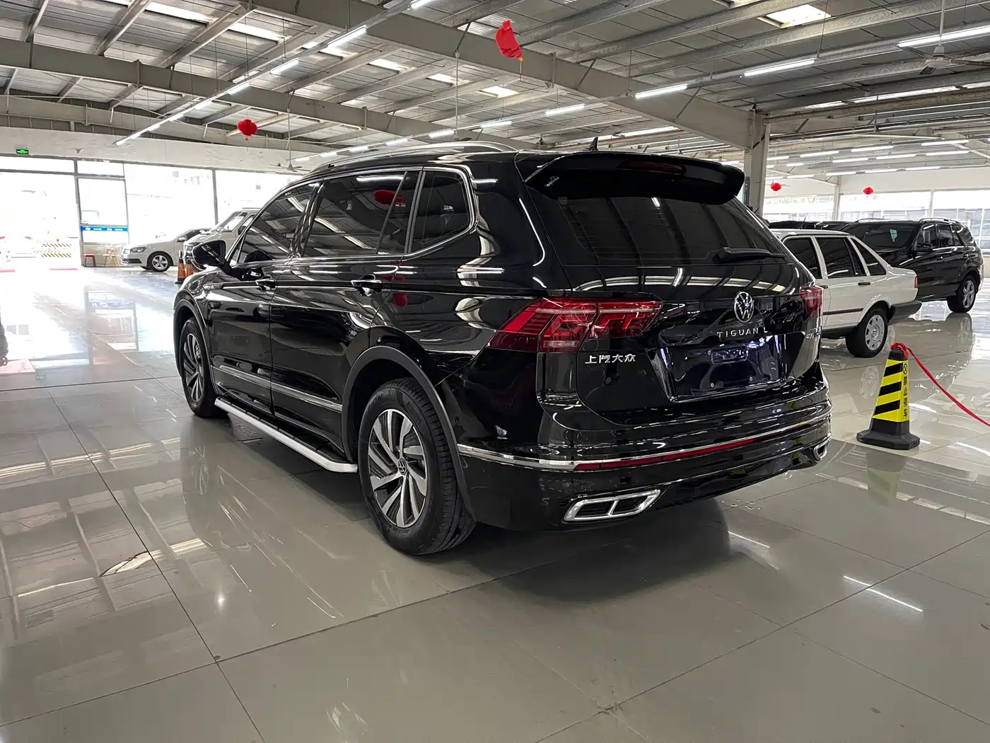 VOLKSWAGEN TIGUAN L NEW ENERGY