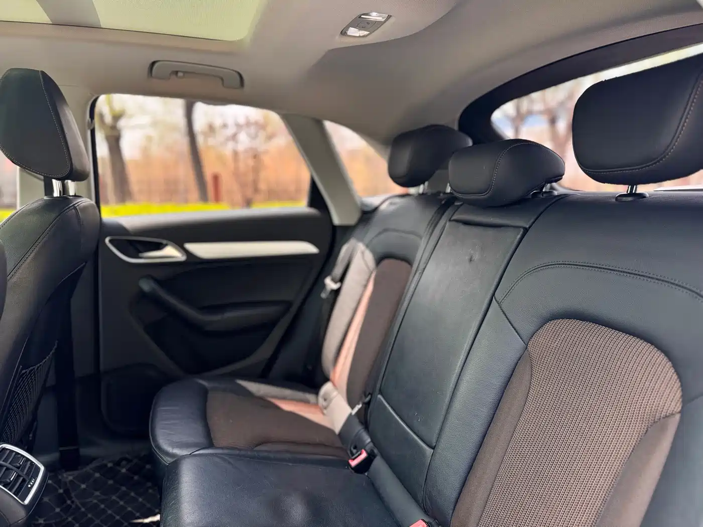Audi Q3 2018 30th Anniversary Edition 35 TFSI Fashion фото 24