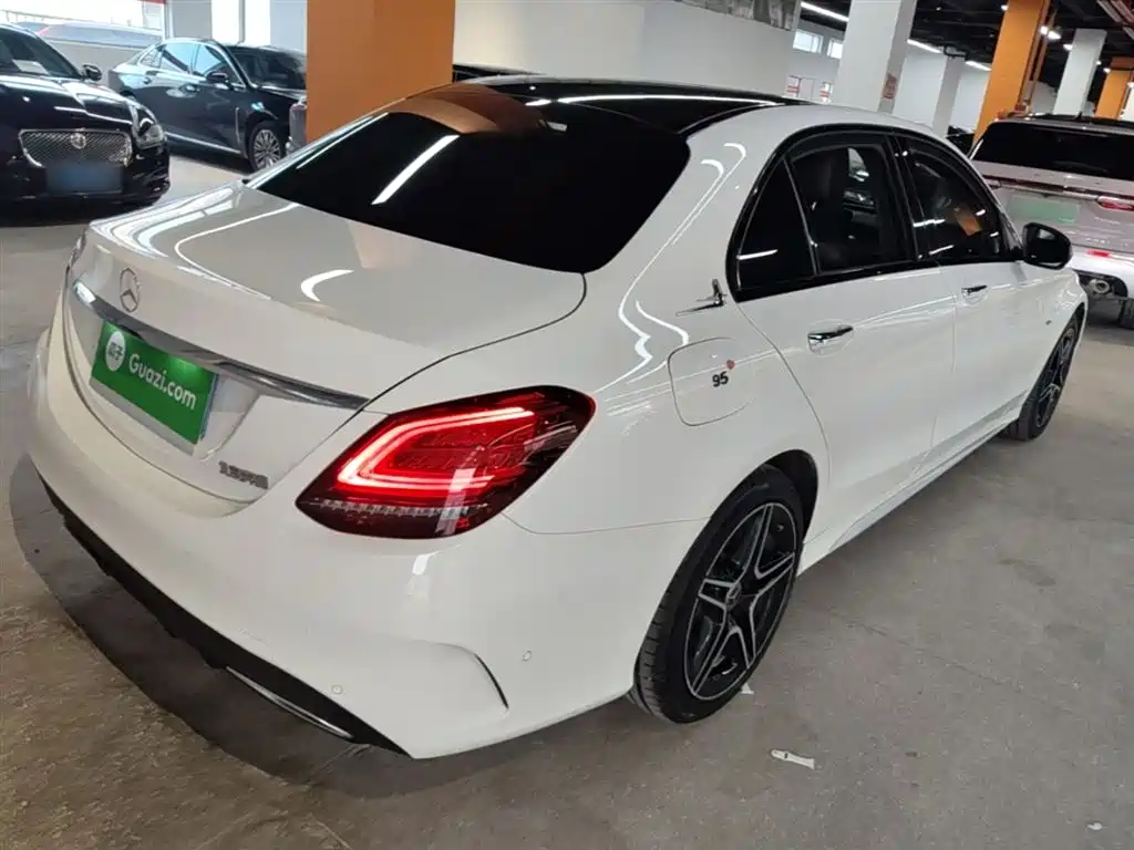 MERCEDES-BENZ CLASS C