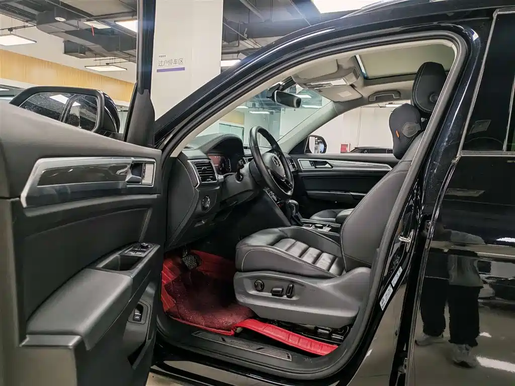 Volkswagen Teramont 2021 530 V6 AWD Prestige Luxury Edition фото 8