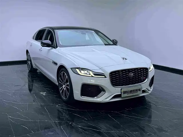Jaguar XFL 2022 XFL 2.0T P250 2WD Premium Luxury — фото 3