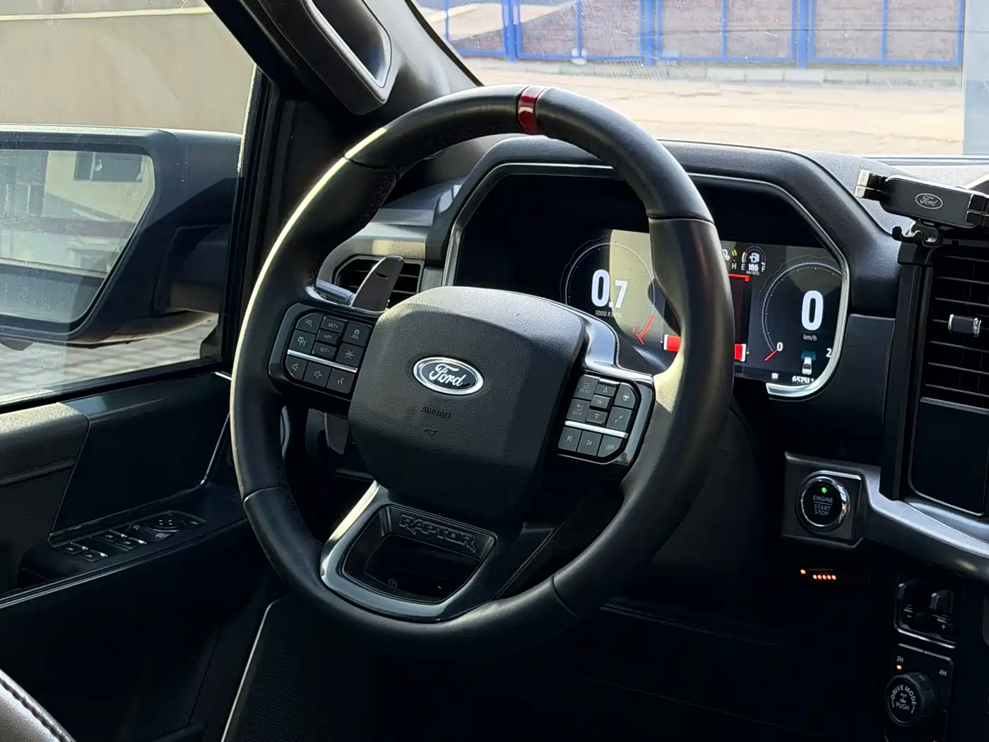 FORD F-150 RAPTOR