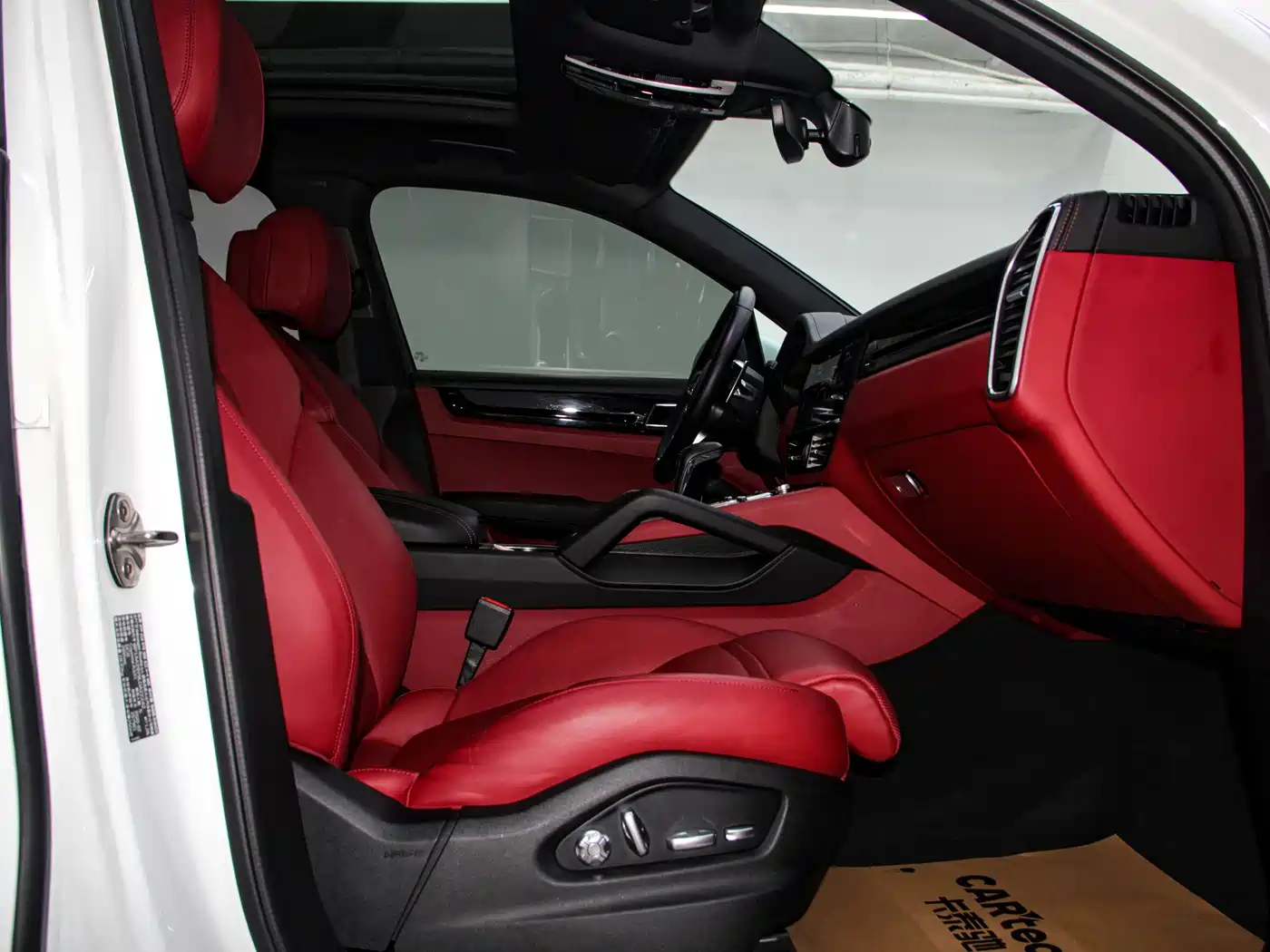 Porsche Cayenne 2019 Cayenne 3.0T фото 14