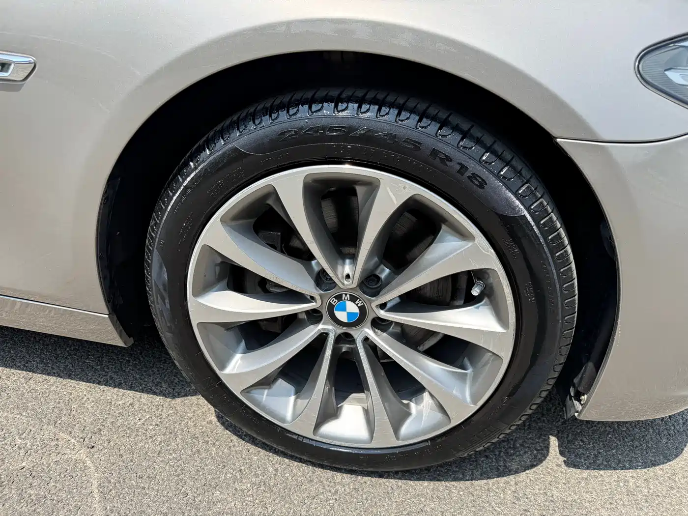 BMW 5 Series 2017 525Li Leading Edition фото 30