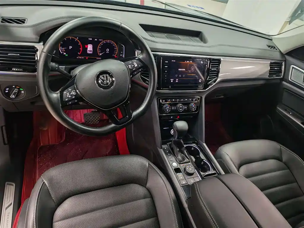 Volkswagen Teramont 2021 530 V6 AWD Prestige Luxury Edition фото 10
