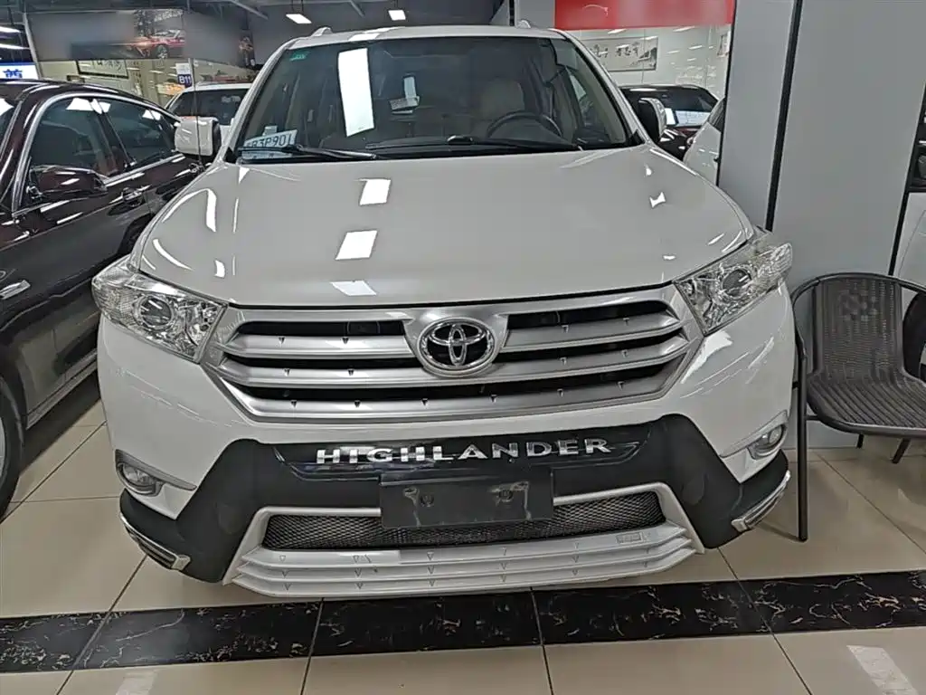 Toyota Highlander 2012 2.7L 2WD 5-seater Elite Edition фото 3