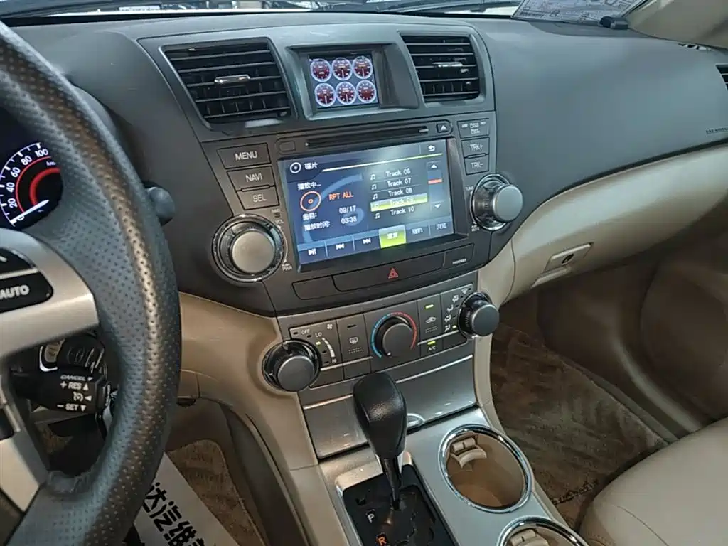 Toyota Highlander 2012 2.7L 2WD 5-seater Elite Edition фото 13