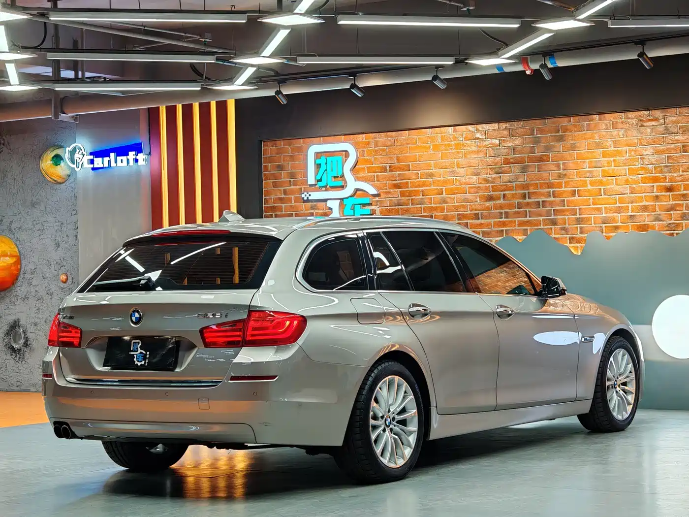 BMW 5 Series (Import) 2014 528i xDrive M Sport Wagon фото 16