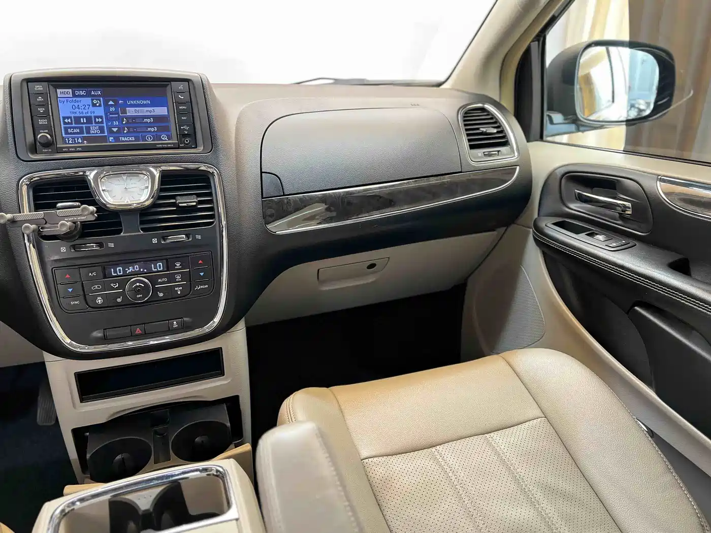 Chrysler Grand Voyager (Import) 2015 2014 3.6L Comfort Edition