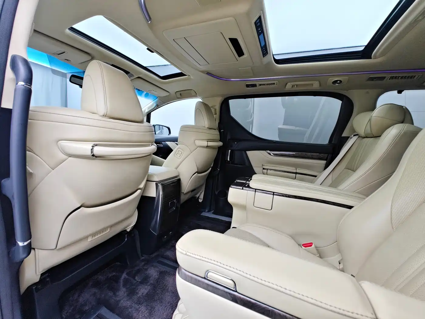 Toyota Alphard 2018 Facelift 3.5L Premium Edition фото 20