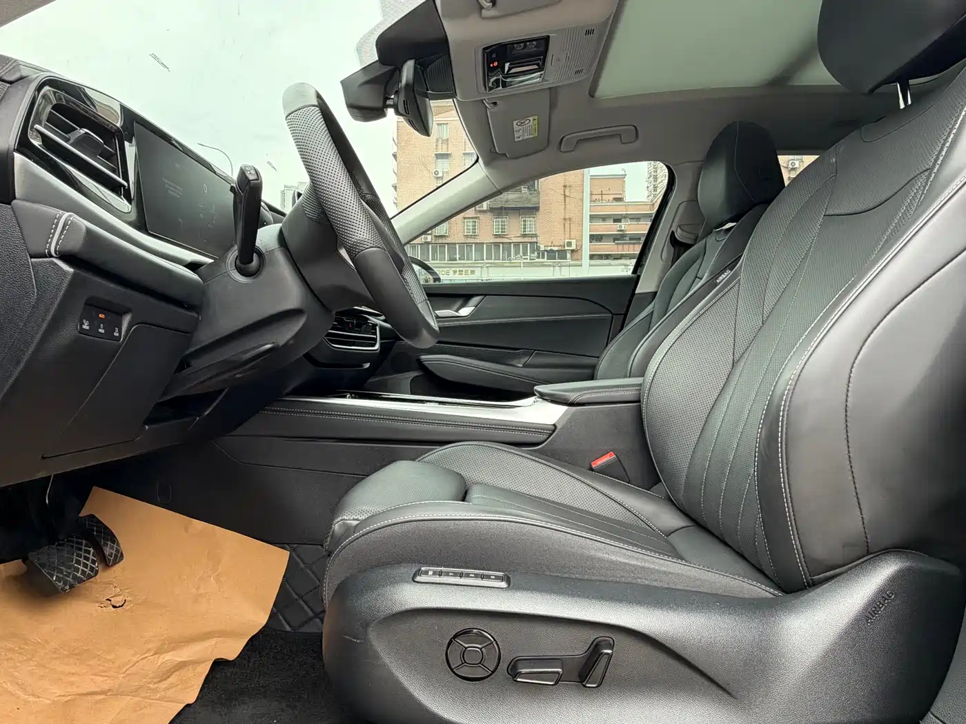 Фото 7 - Volkswagen Passat