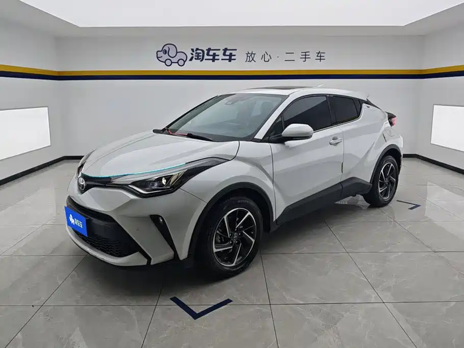 Toyota C-HR 2024 2023 Model 2.0L Luxury Edition