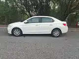 Photo 10 - Peugeot 301