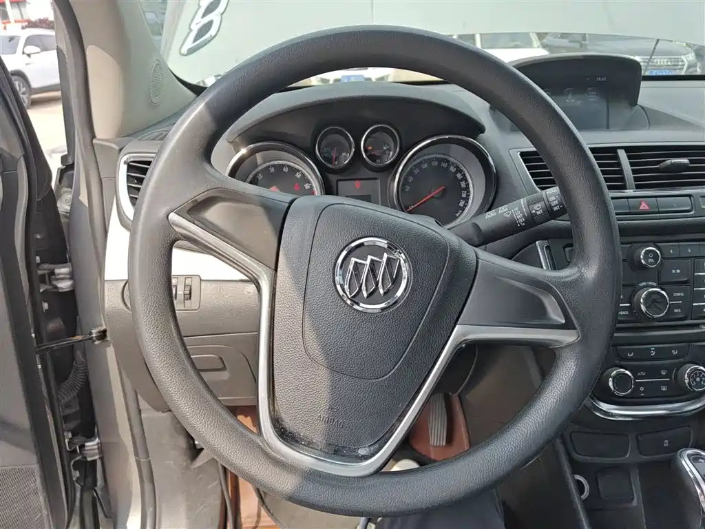 Buick Encore 2015 1.4T Automatic 2WD Urban Elite фото 7