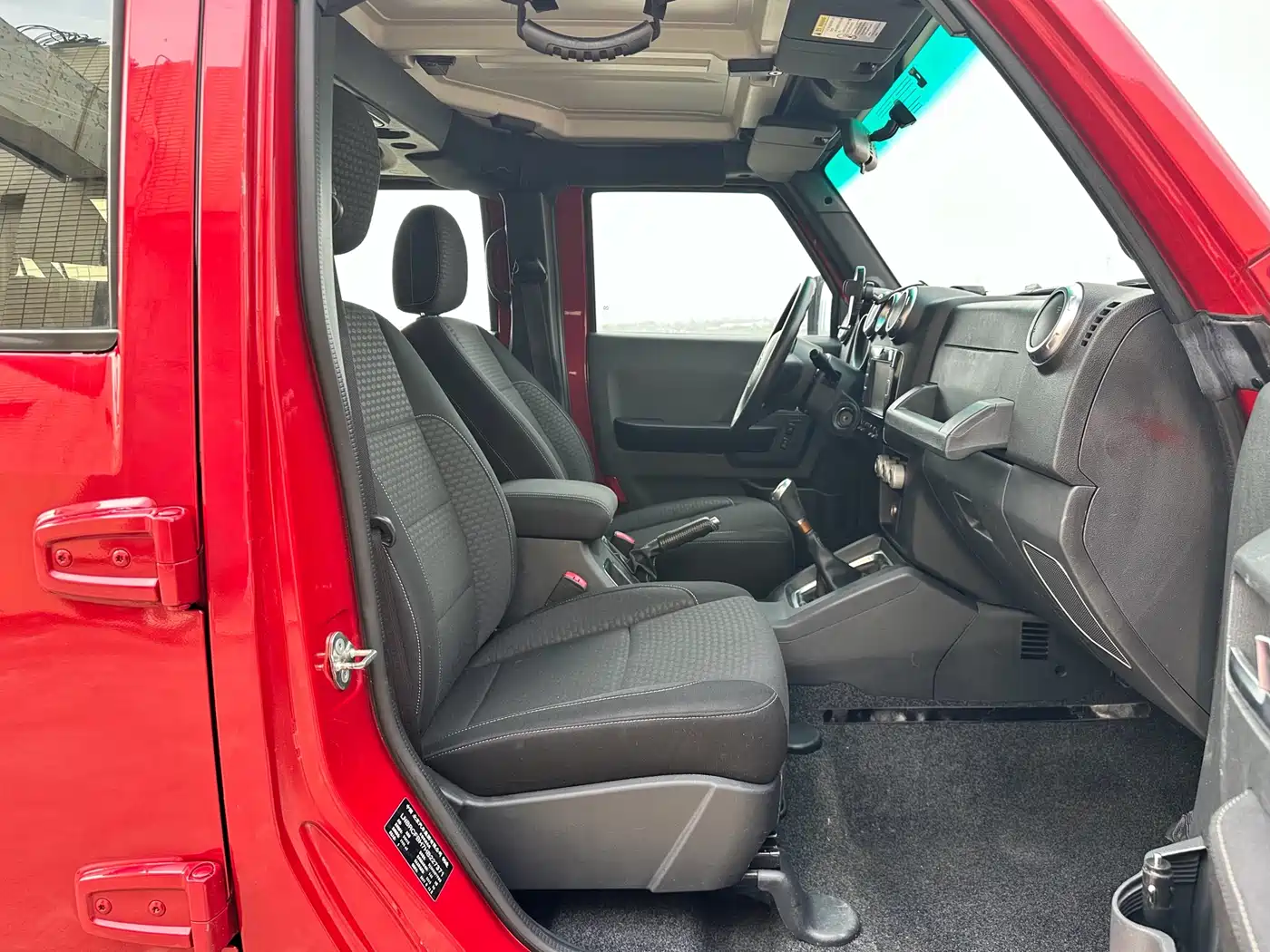 BAIC ORV Beijing Offroad BJ40 2016 Model 40L 2.0T Manual 2WD Luxury фото 17