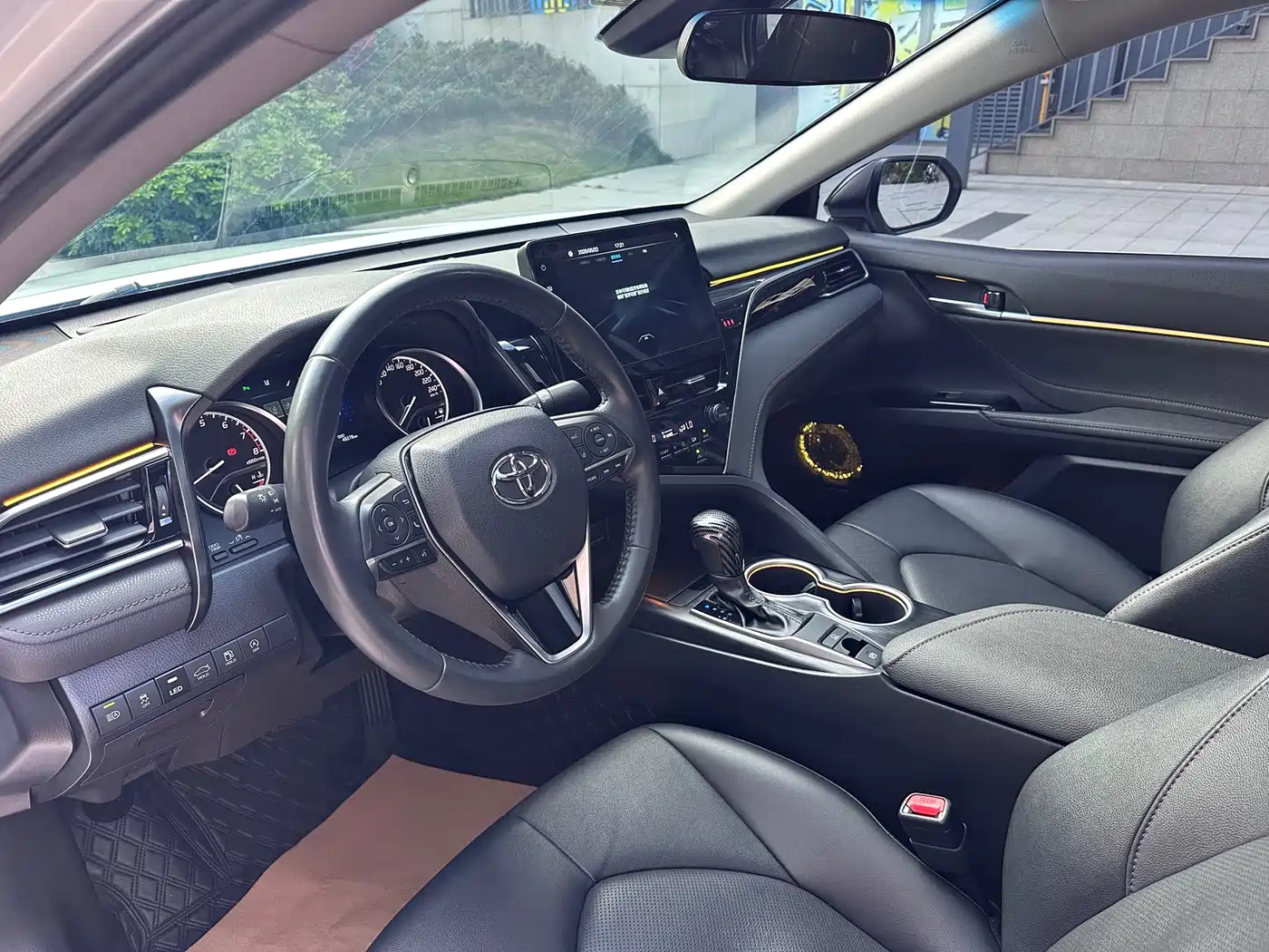 Toyota Camry 2021 2.0G Luxury Edition фото 11