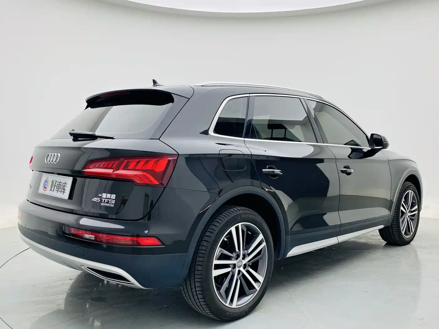 Audi Q5L 2018 45 TFSI Exclusive Elegance (China V) фото 5