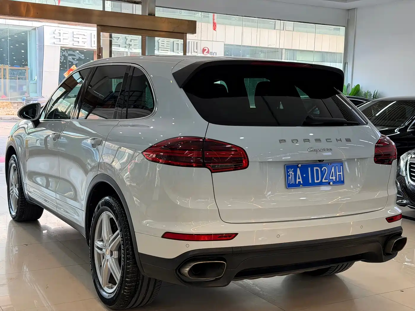 Porsche Cayenne 2015 Cayenne 3.0T фото 5