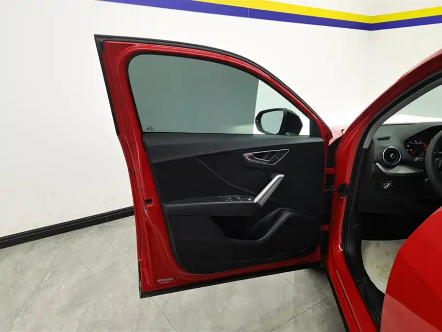 Audi Q2L 2020 35 TFSI Progressive Dynamic Model фото 7