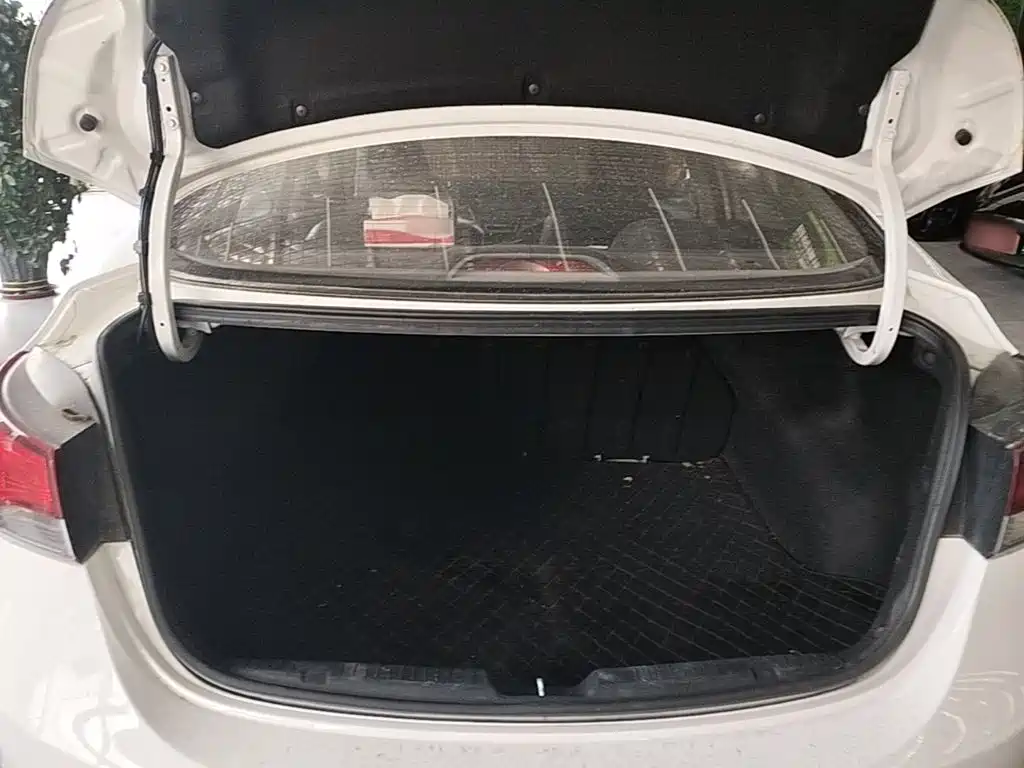 HYUNDAI LANGDONG