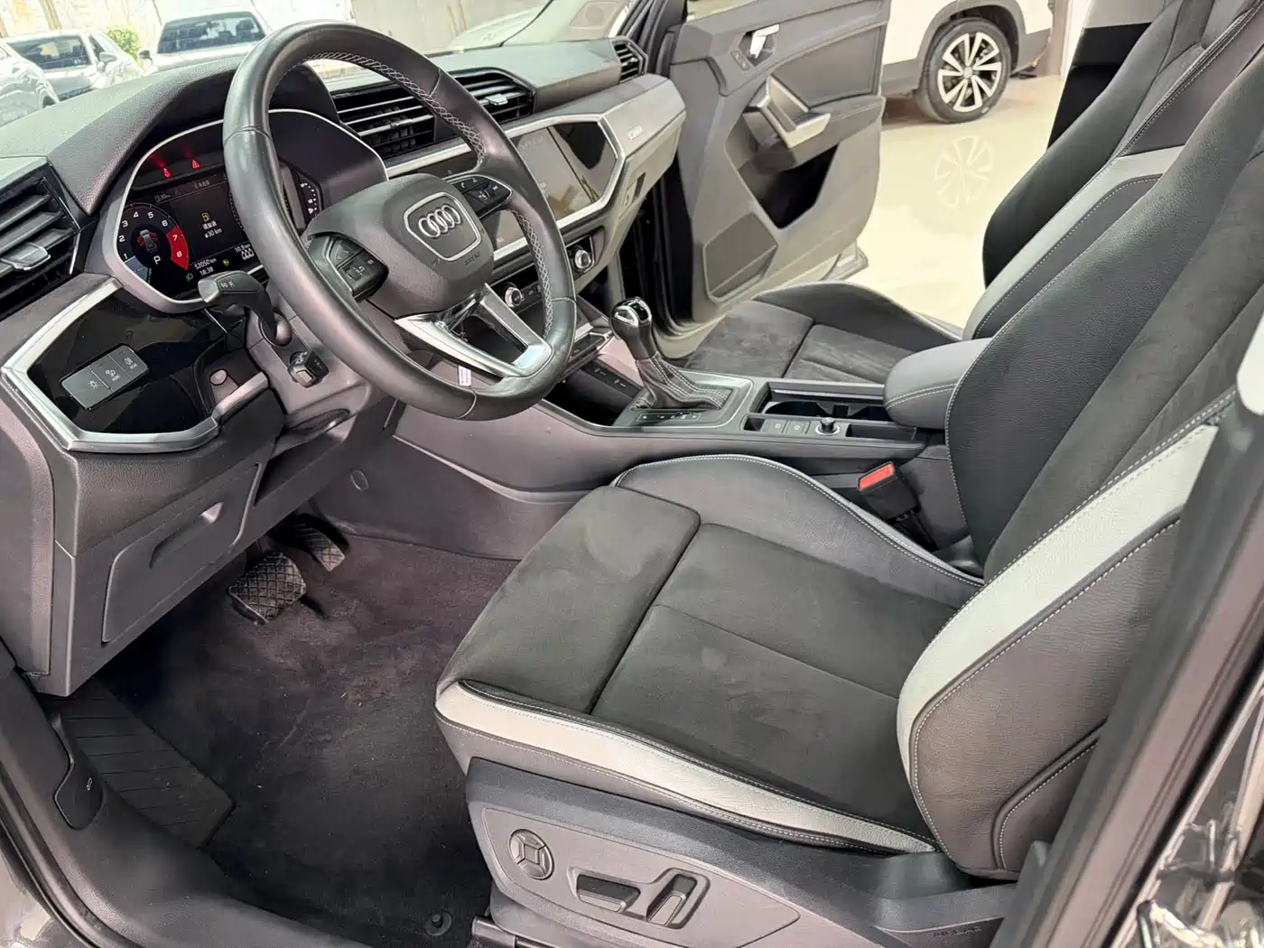Audi Q3 2022 35 TFSI Progressive Dynamic фото 7