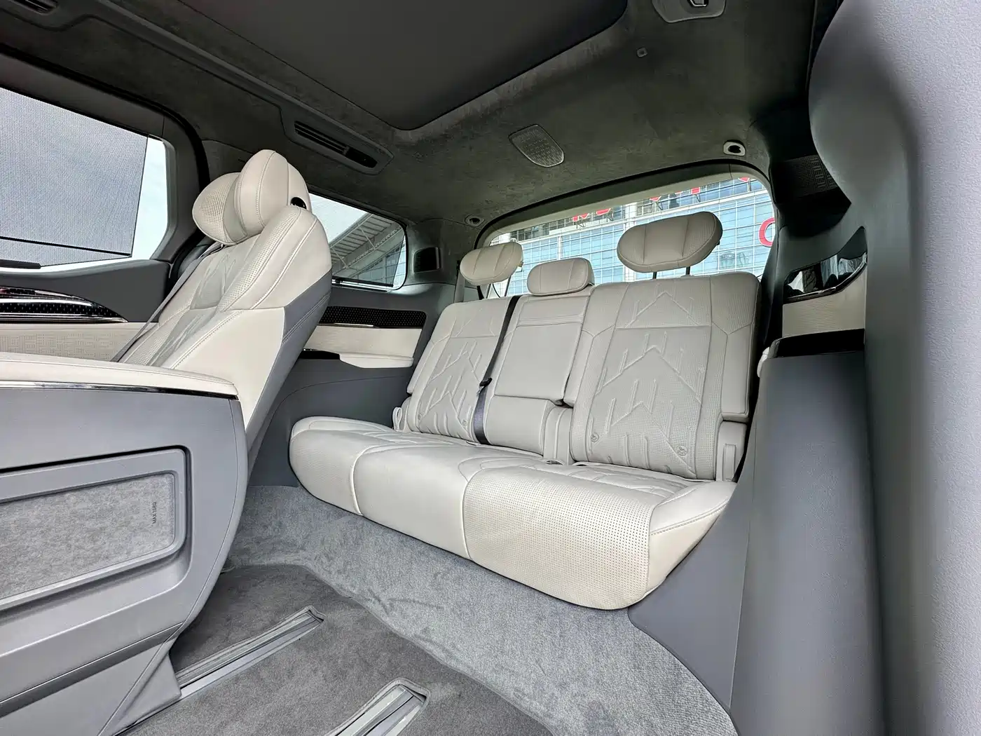 ZEEKR EXTREME KRYPTON 009