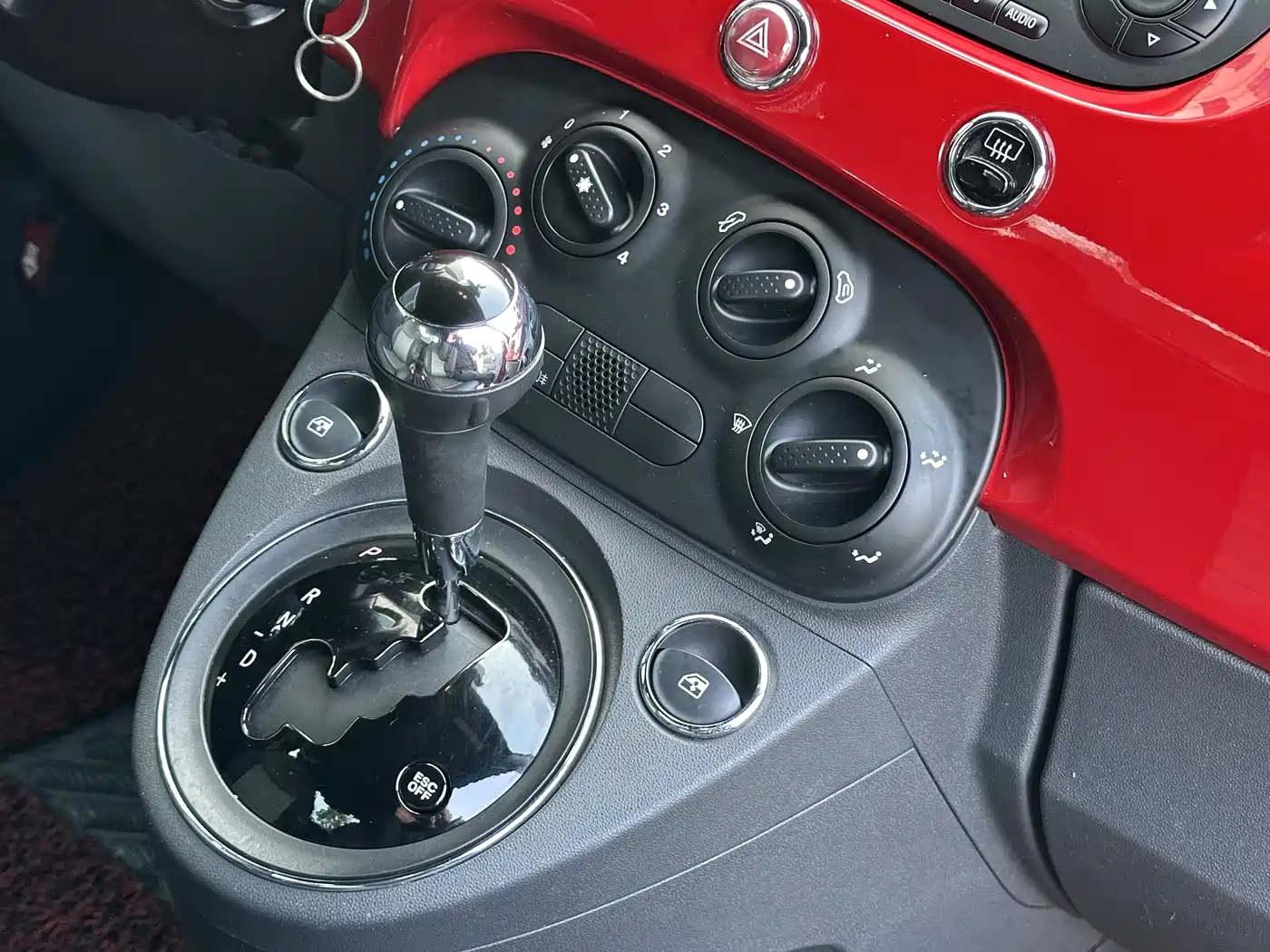 Fiat 500 2011 1.4L Sport Edition фото 15