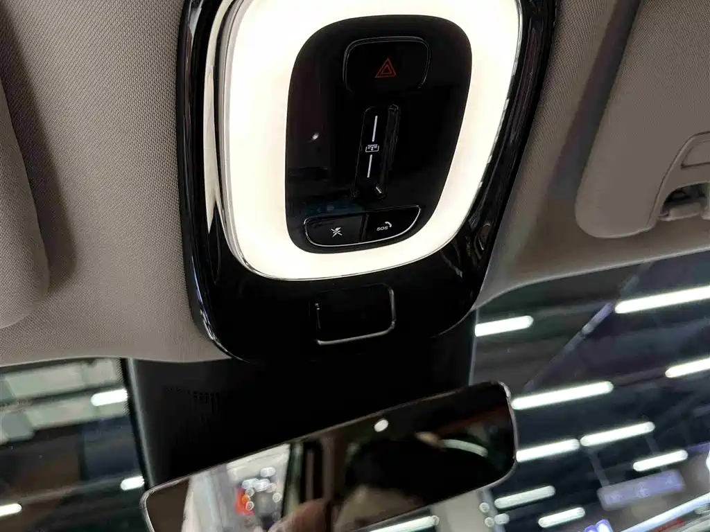 GAC Trumpchi Trumpchi Vision S9 2025 1.5T Hybrid Premium фото 16