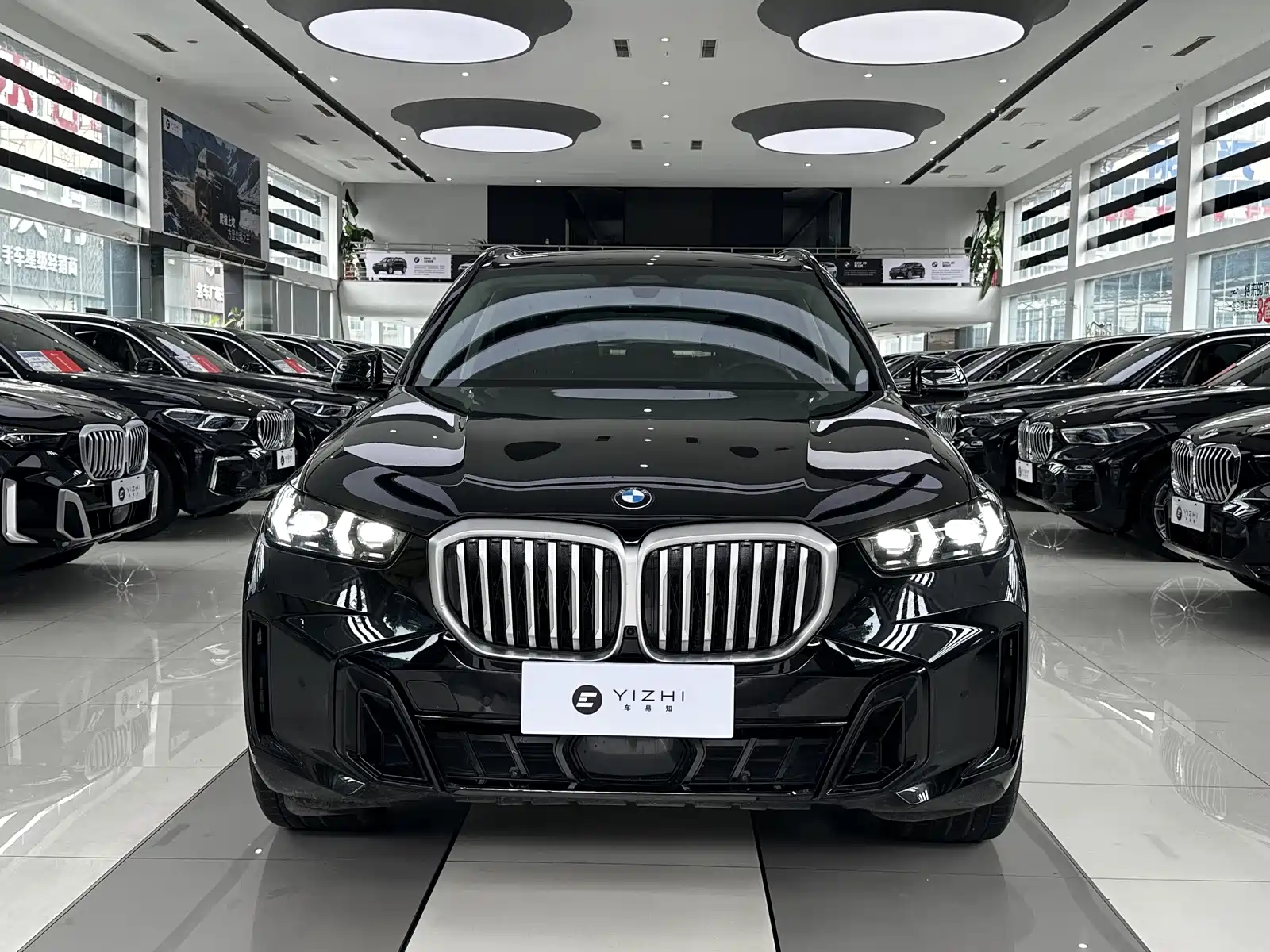 Photo 2 - BMW X5