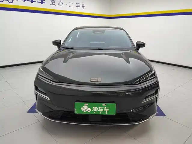 Geely Galaxy Galaxy Xingyao 8 2025 130km EM-i Premium Edition — фото 2