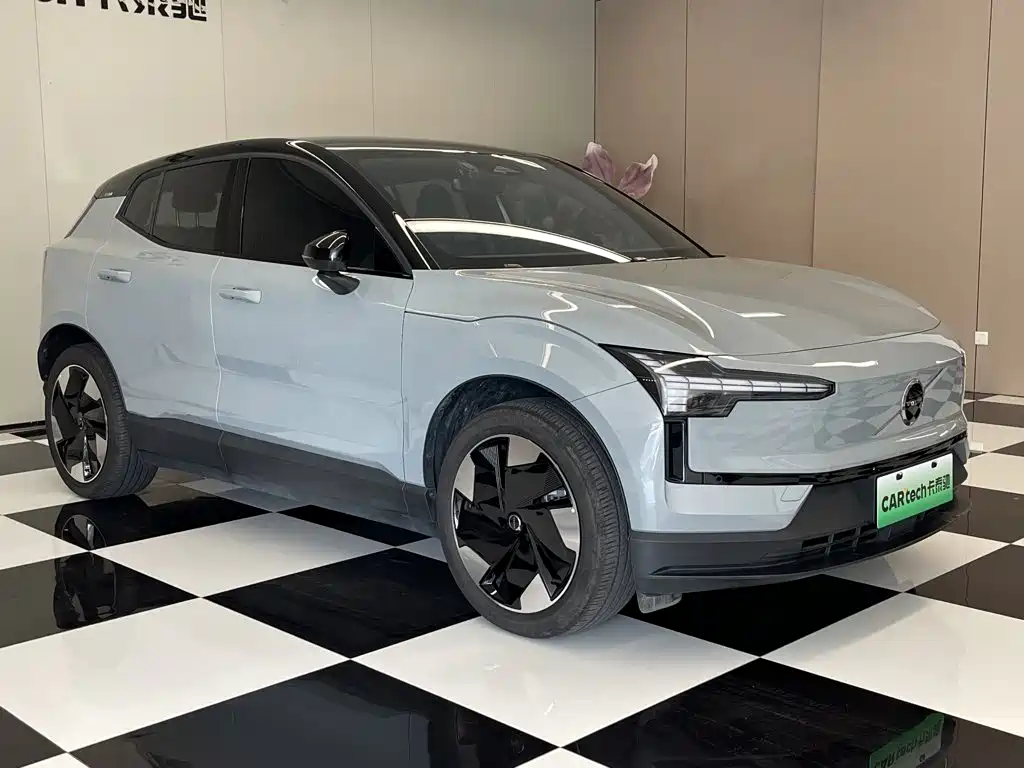 Фото 2 - Volvo EX30