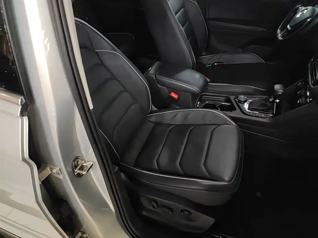 Volkswagen Tiguan L 2018 380TSI Automatic AWD Flagship Edition фото 25