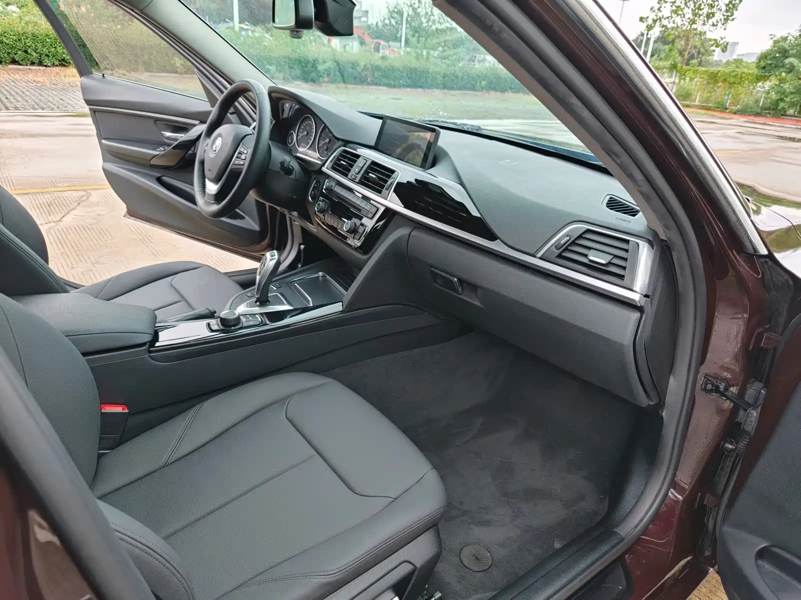 Фото 9 - BMW 3 Series