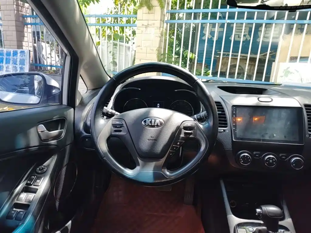 Kia K3 2017 1.6L Automatic 15th Anniversary Special GLS фото 11