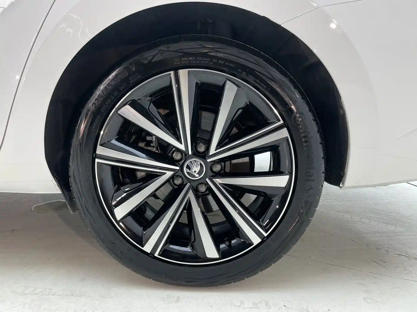 Škoda Superb 2023 2023 Facelift TSI280 DSG Premium Edition