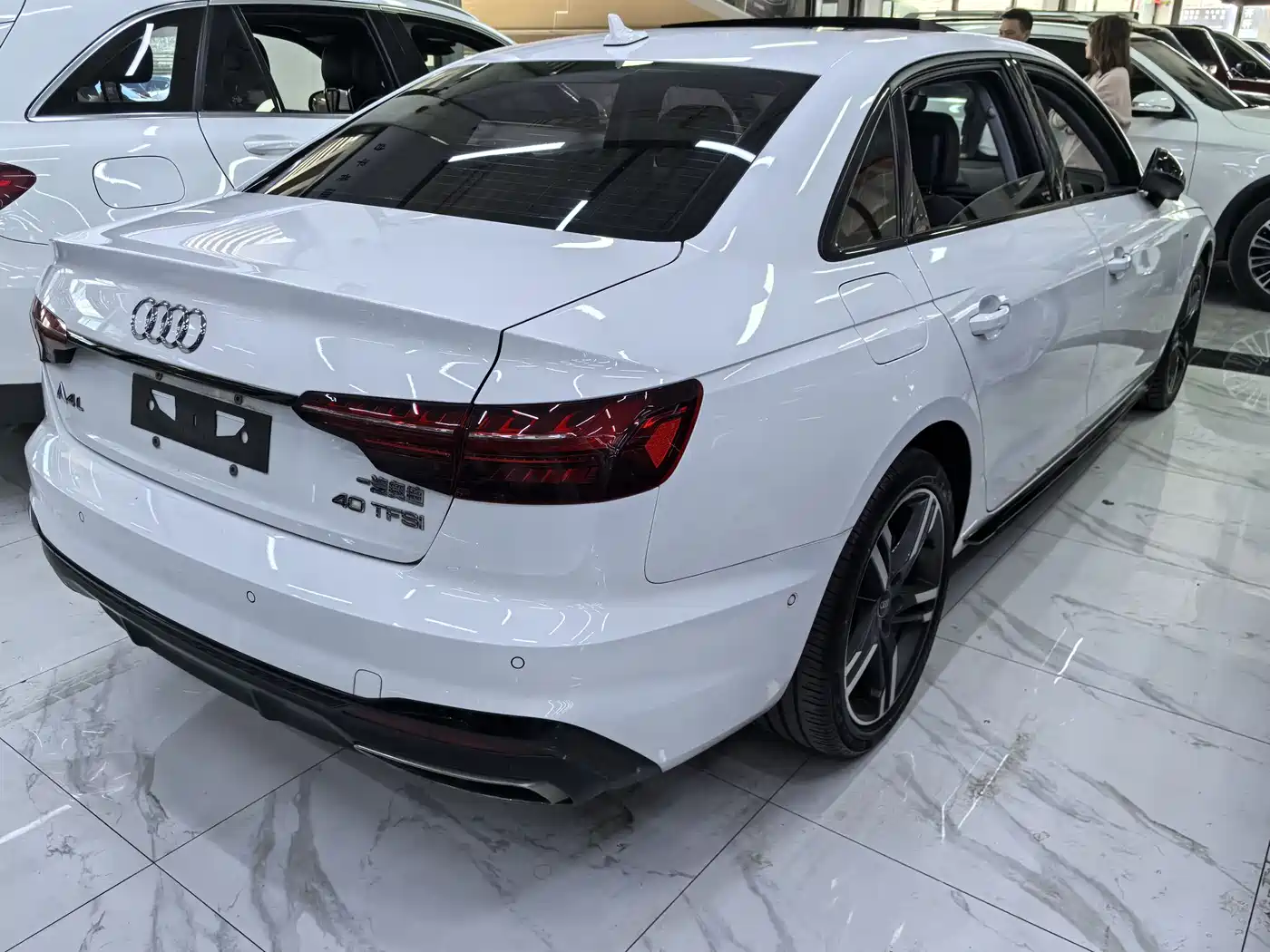 Audi A4L 2022 40 TFSI Luxury Dynamic фото 6