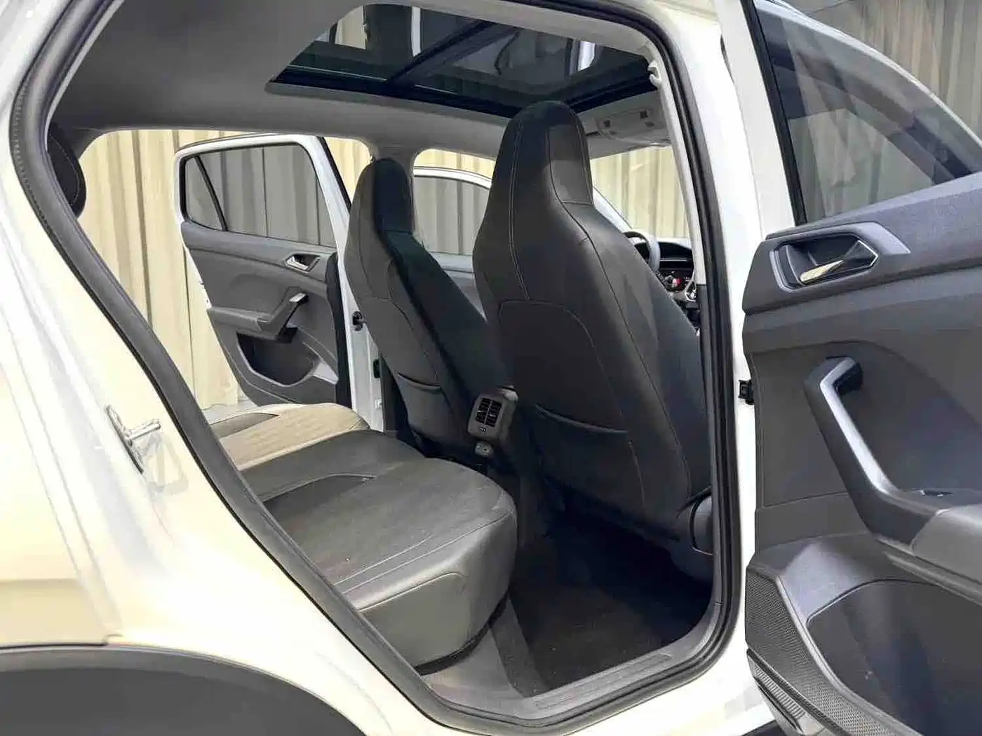 Volkswagen T-Cross 2022 280TSI DSG Comfort Edition фото 7