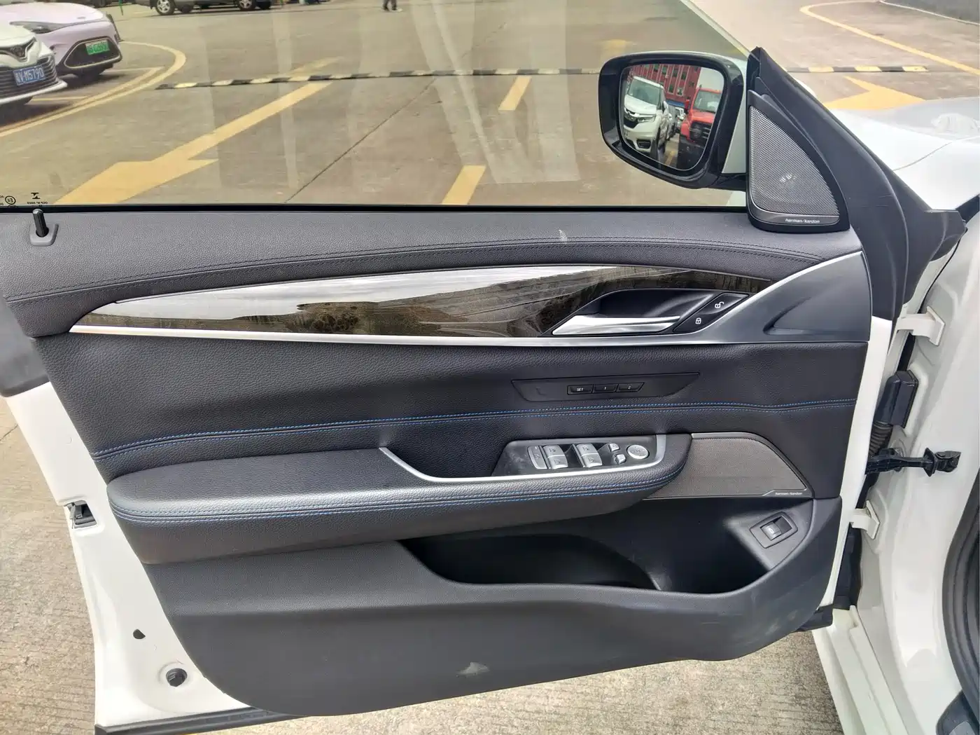 BMW 6 Series GT 2019 630i M Sport Package фото 18