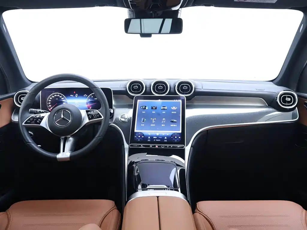 Mercedes-Benz GLC 2023 GLC 260 L 4MATIC Sport 5-seater фото 13