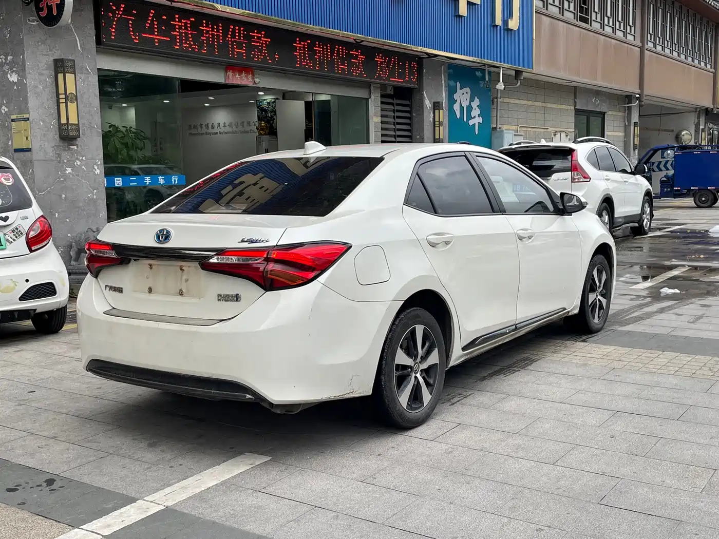 Toyota Levin Twin Engine E+ 2019 1.8PH GS E-CVT Elite Sunroof Edition фото 8