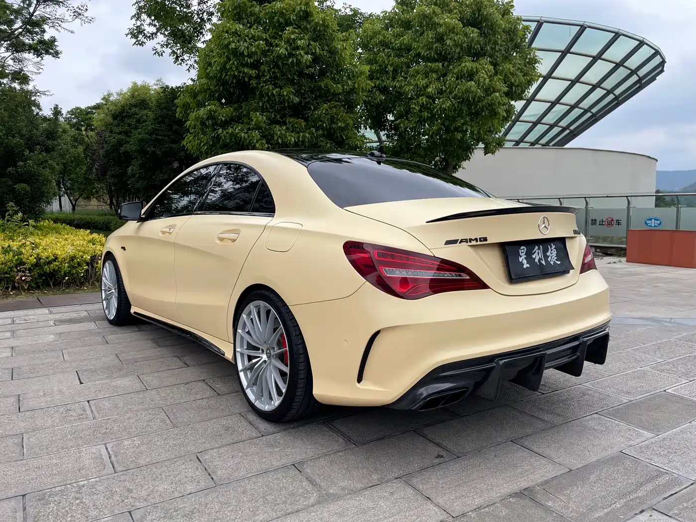 Mercedes-Benz CLA AMG 2017 Facelift AMG CLA 45 4MATIC фото 11