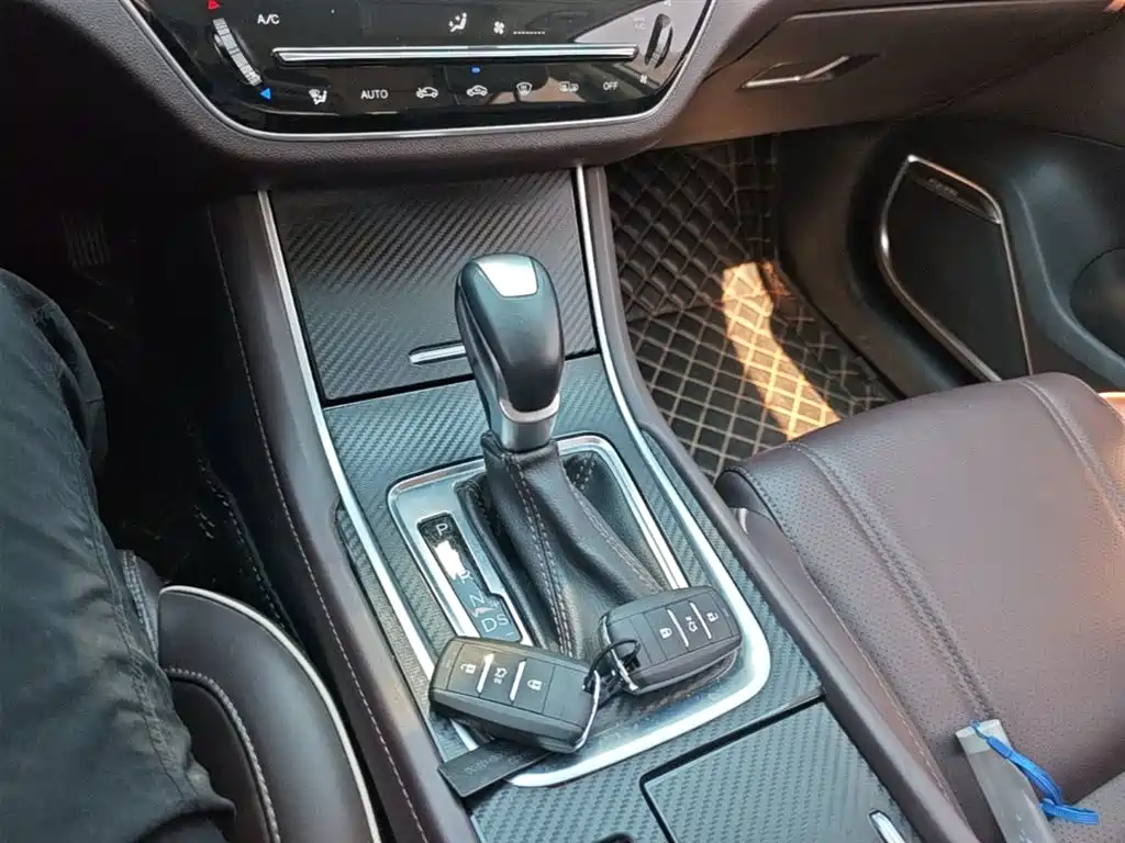Changan Raeton CC 2018 2018 1.5T Automatic Premium Elegance Radiance Edition China V