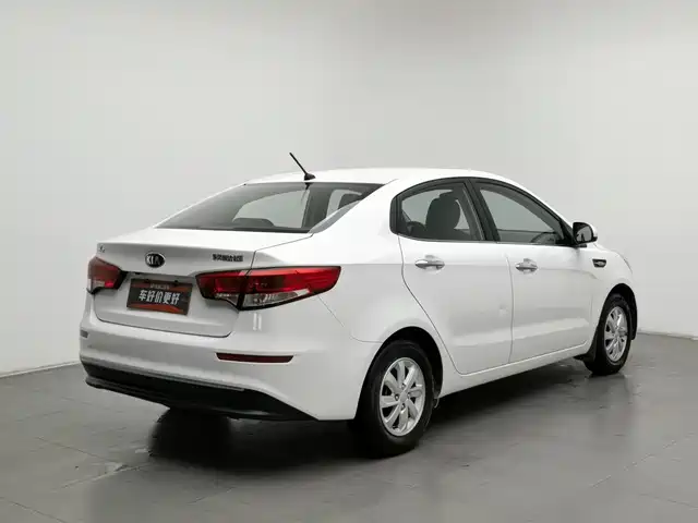 Kia K2 2015 Sedan 1.4L MT GLS — фото 2