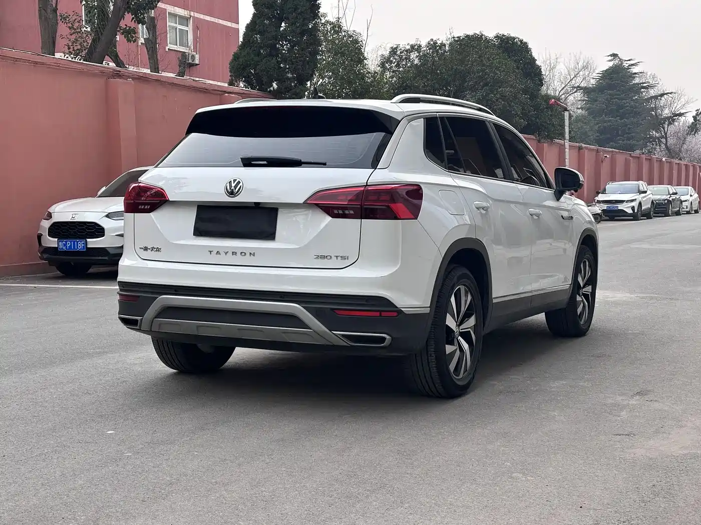 Volkswagen Tayron 2022 280TSI 2WD Luxury Smart Connect Edition фото 10